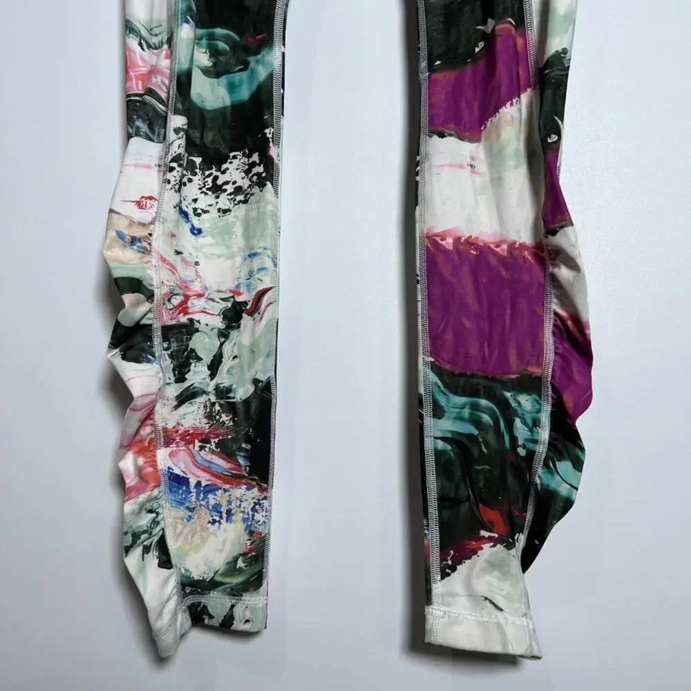 Lululemon Speed Tight III Luxtreme Leggings SIZE 6 Plum Print Performance